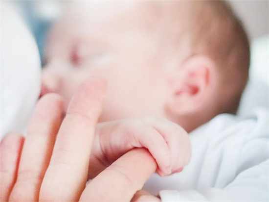 宝宝睡眠大作战：4个月关键期，妈妈们必须掌握的睡眠技巧！