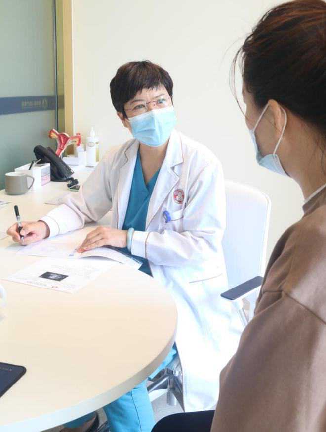 多囊卵巢去青岛妇幼做试管找哪个医生比较好？